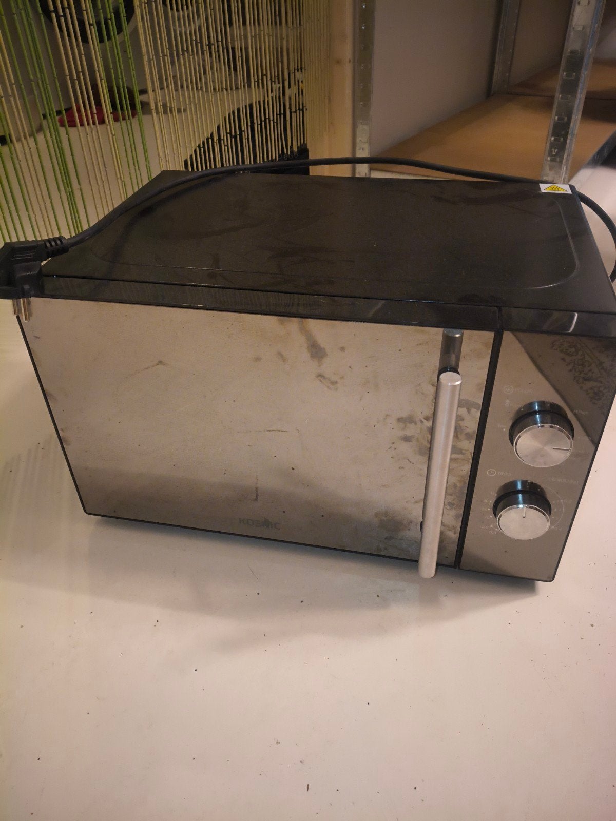 Koenic KMW 2221 B Combi magnetron - Zwart/RVS, Gebruikt, Grill, Ophalen of Verzenden, Magnetron