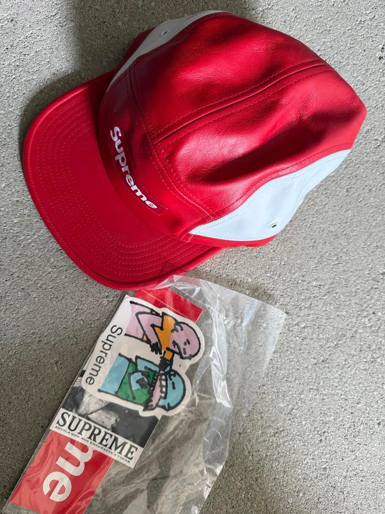 Supreme Two Tone Leather Camp Cap Red (NEW)., Kleding | Heren, Hoeden en Petten, Ophalen, Nieuw, One size fits all, Pet