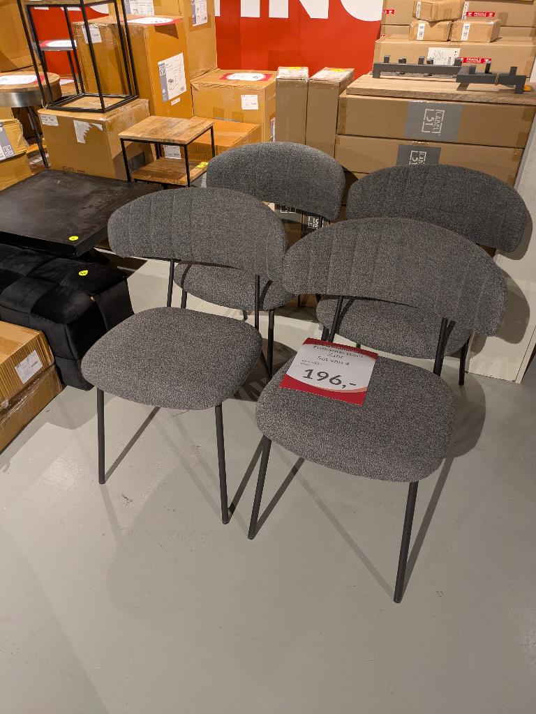 LAATSTE SET VAN 4 EETKAMERSTOELEN VOOR SPOTPRIJS, Huis en Inrichting, Stoelen, Nieuw, Vier, Metaal, Stof, Grijs, Ophalen