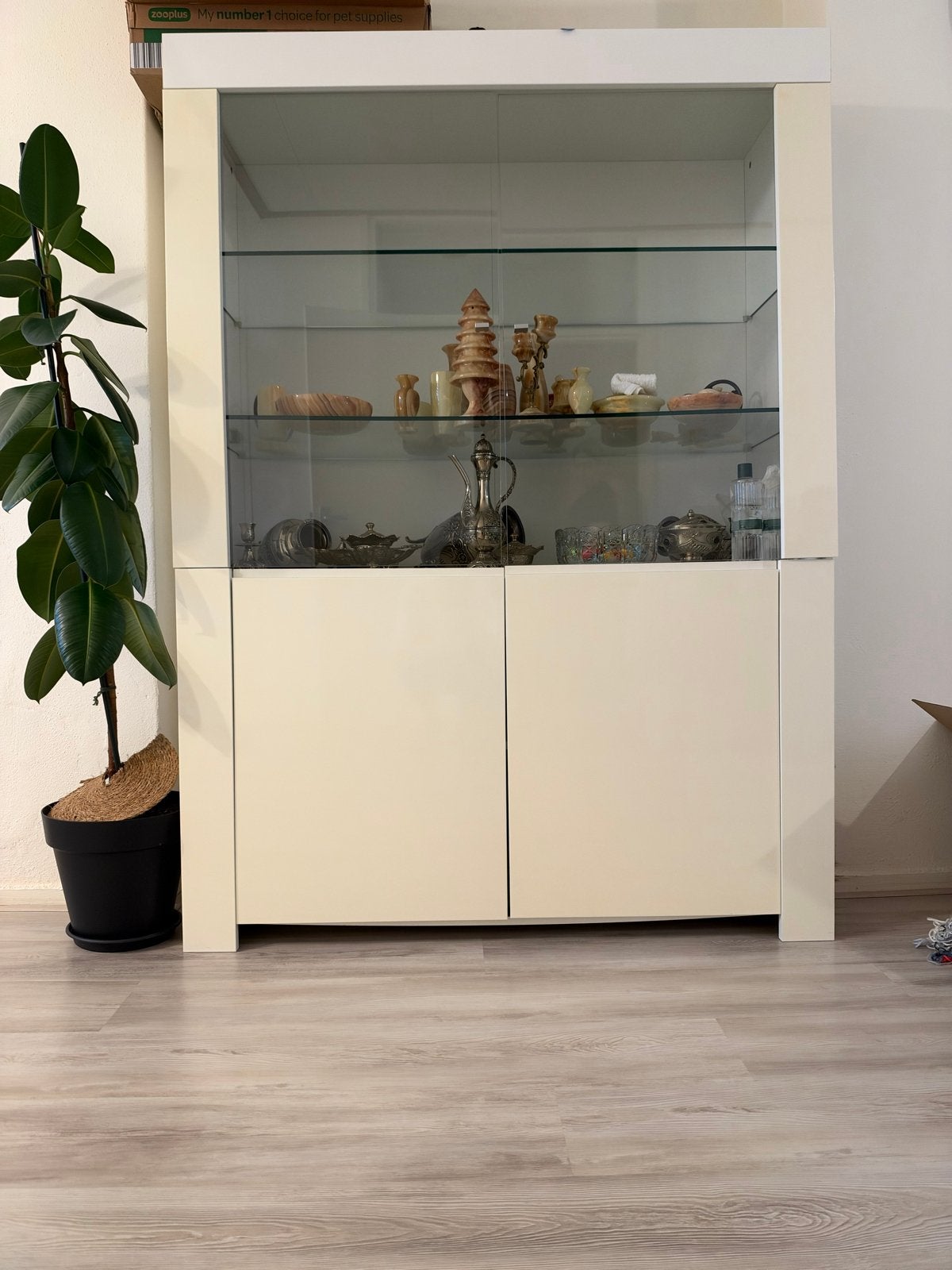 Witte vitrinekast. 170x125, Huis en Inrichting, Ophalen, Gebruikt, 100 tot 150 cm, Glas