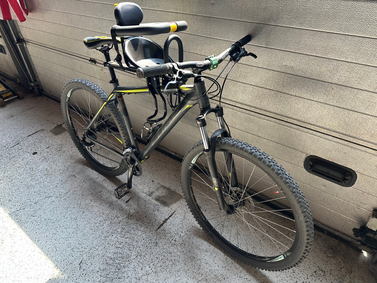 Cube mountainbike hardtail 29 met kijderzitje, Fietsen en Brommers, Fietsen | Mountainbikes en ATB, Hardtail, Ophalen of Verzenden