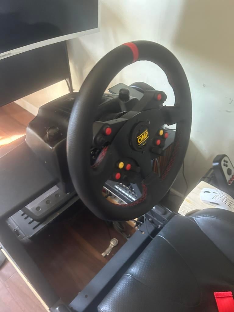 Geupgrade Logitech g27, Ophalen of Verzenden, Zo goed als nieuw