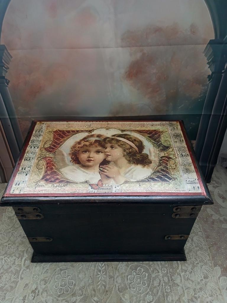 Brocante kist met engelen..., Ophalen of Verzenden
