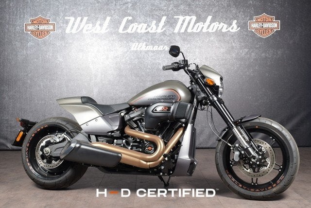 Harley-Davidson FXDR FXDRS 114 Slechts 825 km ! (bj 2019), Laan van Vreedenoord 33
2289 DA  RIJSWIJK, Bedrijf, Info@westcoastmotors.nl