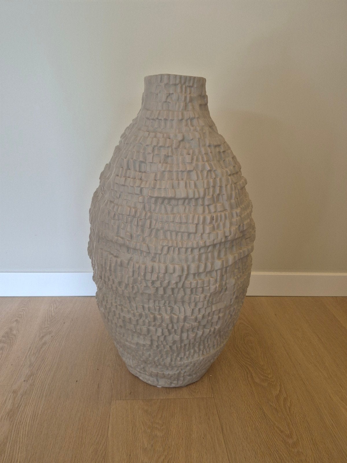 Grote getextureerde vaas - 70cm, Ophalen, Beige, Zo goed als nieuw, Steen/keramiek