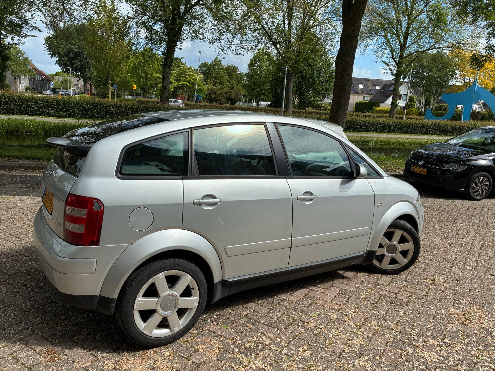 Audi A2 1.4 55KW 2001 Grijs, Auto's, Audi, Voorwielaandrijving, 74 pk, 31 €/maand, 4 cilinders