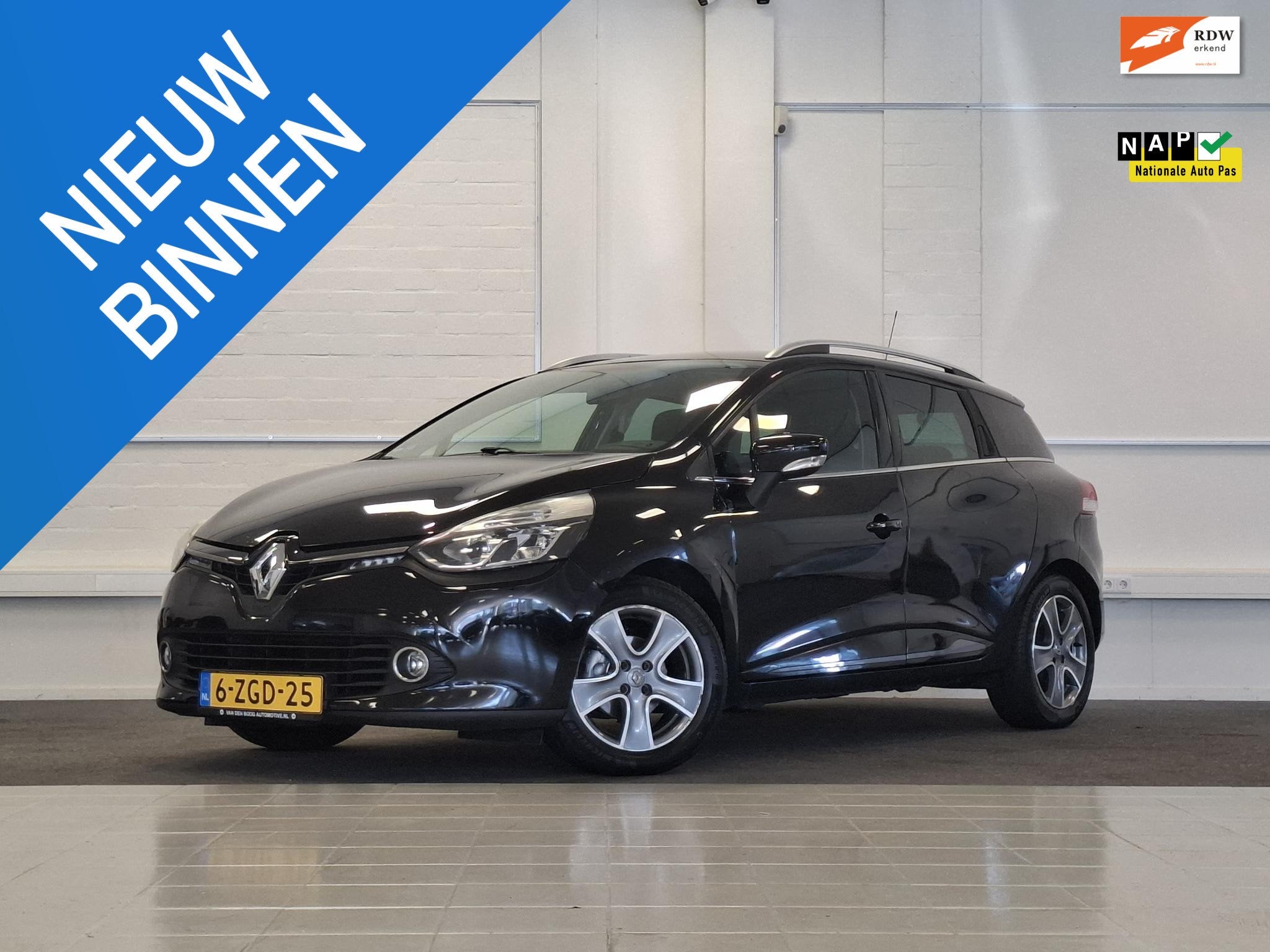 Renault Clio Estate 0.9 TCe Night&Day Trekhaak 100% Dealer o, Voorwielaandrijving, Stof, Zwart, Origineel Nederlands