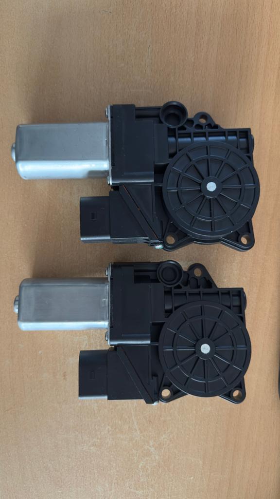 Bmw -  electrische motor raamopener 2 stuks, Ophalen of Verzenden, Nieuw, BMW