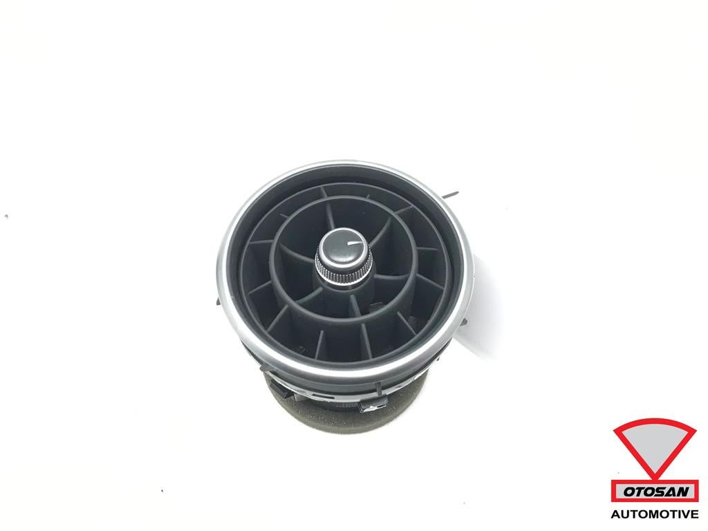 Audi A1 8X Luchtrooster Dashboard 8X1820951, Gebruikt, AUDI AG, Auto-Union-Strasse 1
85045  Ingolstadt, DE, Kundenbetreuung@audi.de