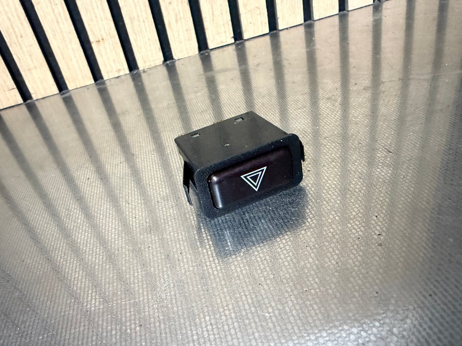 bmw e30 gevarenlicht knop / schakelaar, Ophalen