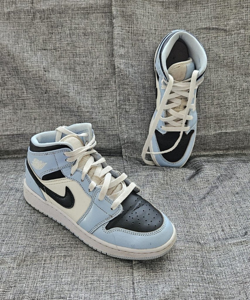 Iconische Air Jordan 1 Mid UNC Black Toe in maat EU 38, Nike Air Jordan, Overige kleuren, Ophalen of Verzenden, Sneakers of Gympen