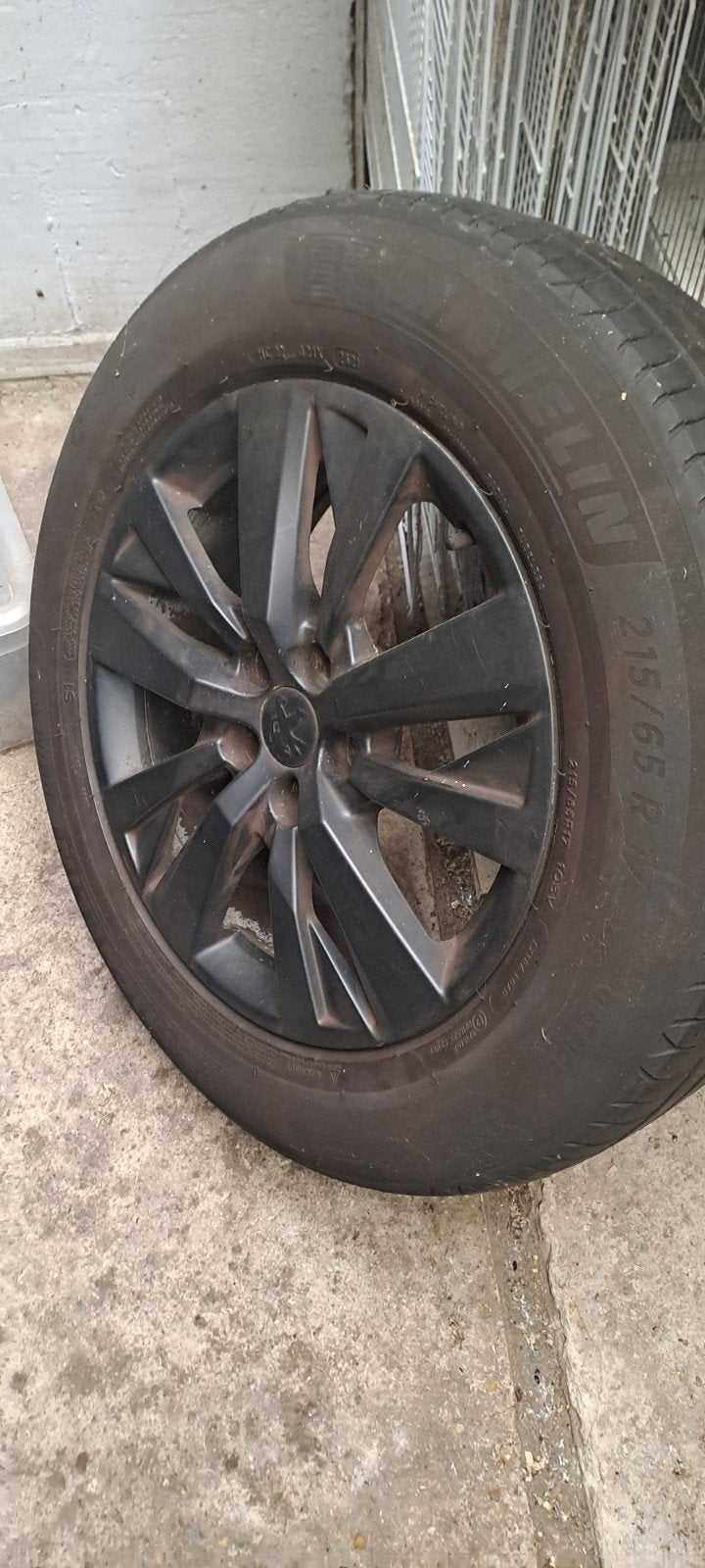 2 peugeot 3008 1.2 Michelin banden en velgen 215/65 R17, Ophalen of Verzenden, Gebruikt