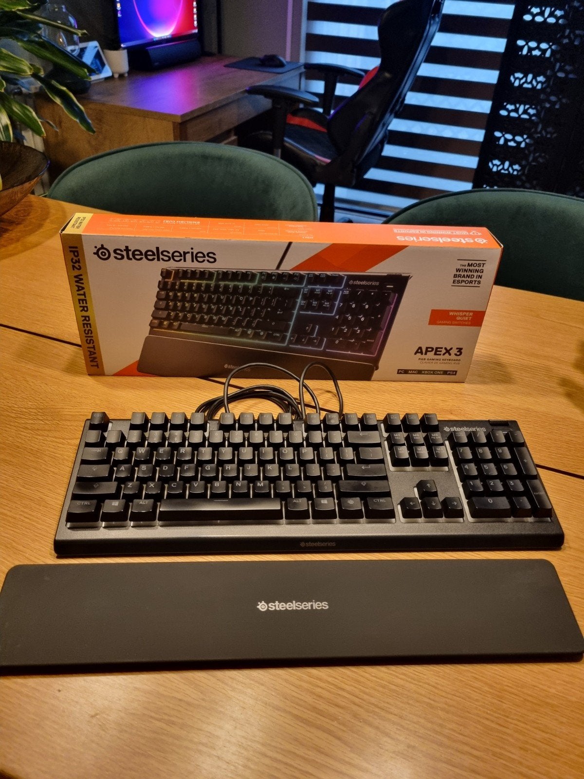 Nette SteelSeries Apex 3 RGB Gaming Toetsenbord QWERTY, Computers en Software, Toetsenborden, Gaming toetsenbord, Ophalen of Verzenden