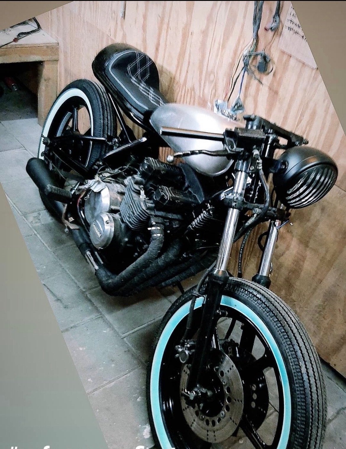 Kawasaki KZ550 Caferacer Project - Grotendeels Af, Occasion, 4 cilinders, Motorrijbewijs A, Particulier