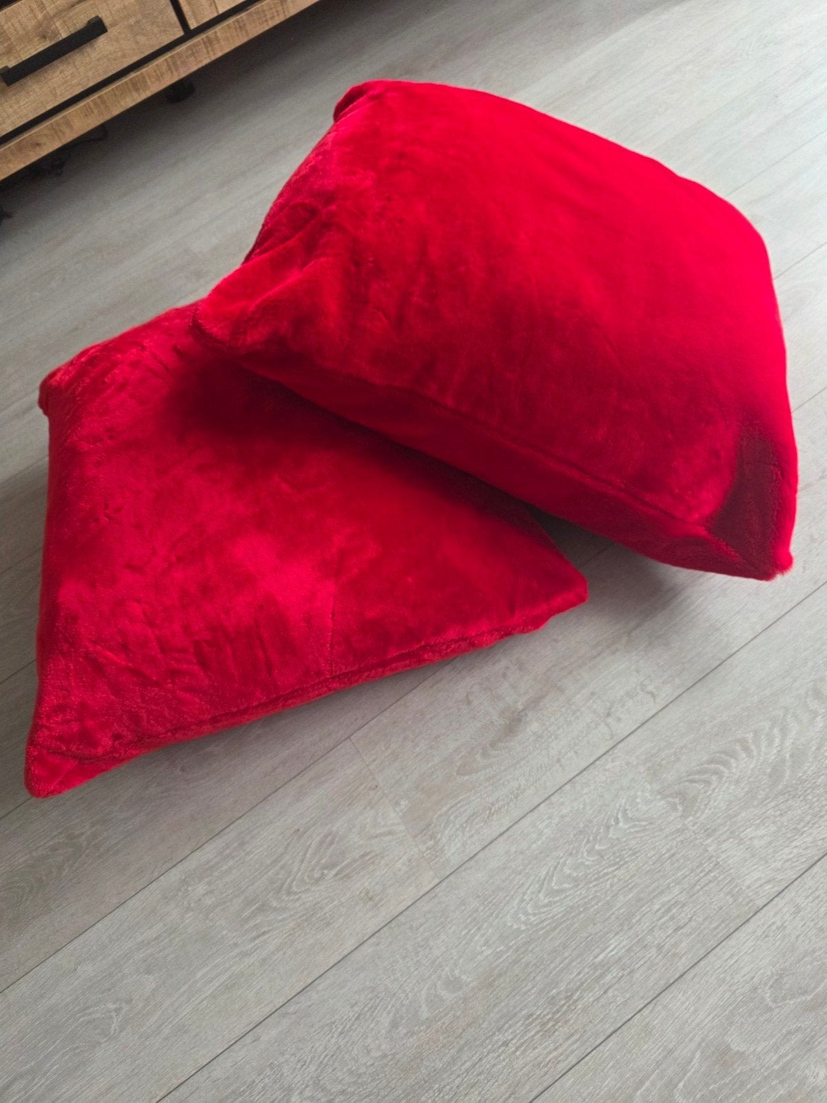 Grote zitkussens Rood Grijs kussens Ganzenveren lounge, Huis en Inrichting, Woonaccessoires | Kussens, Zo goed als nieuw, Rood