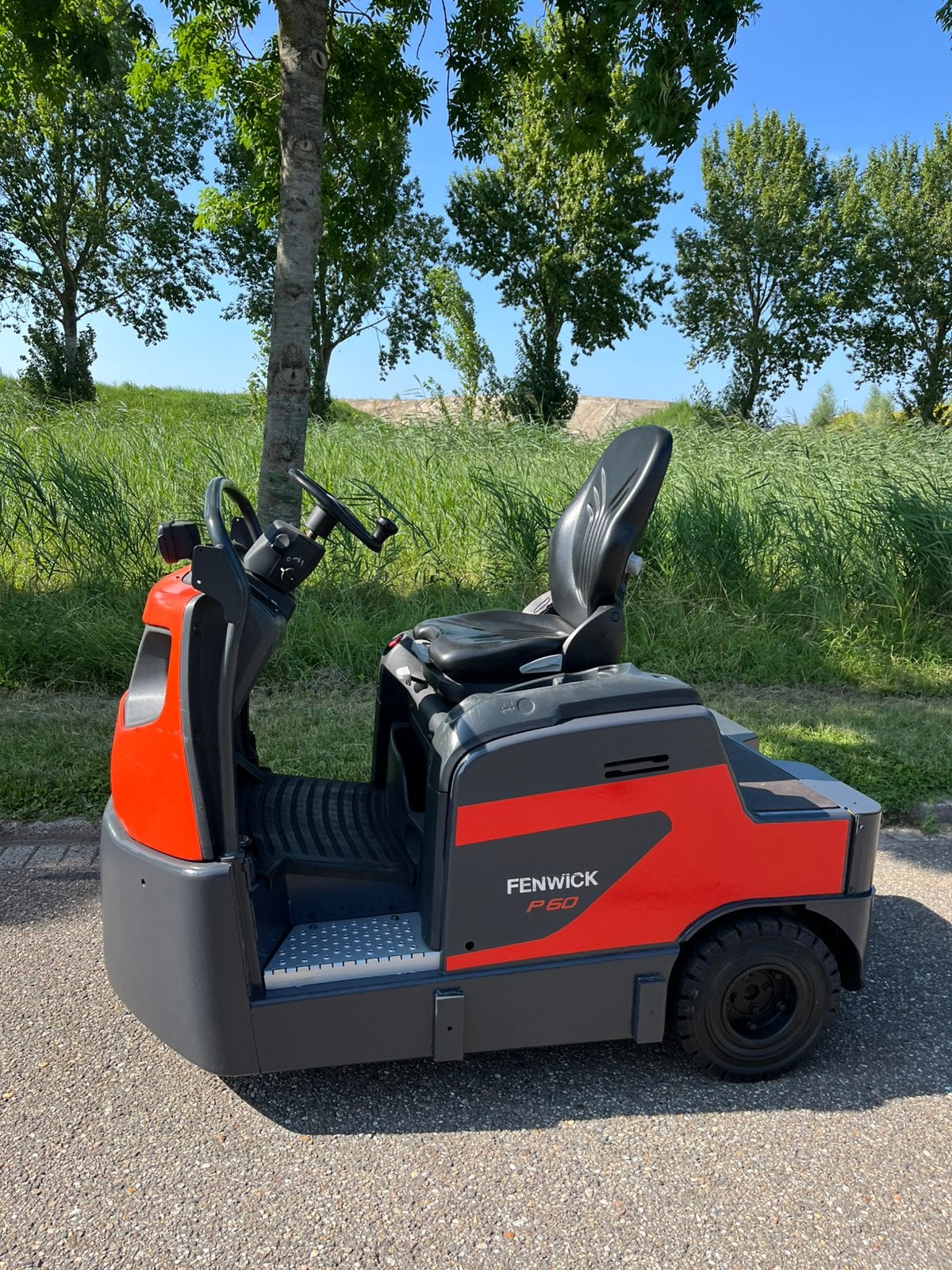 Electrische trekker LINDE P60, 6 ton trekgewicht topstaat, Ophalen of Verzenden, Zo goed als nieuw, Golfkar