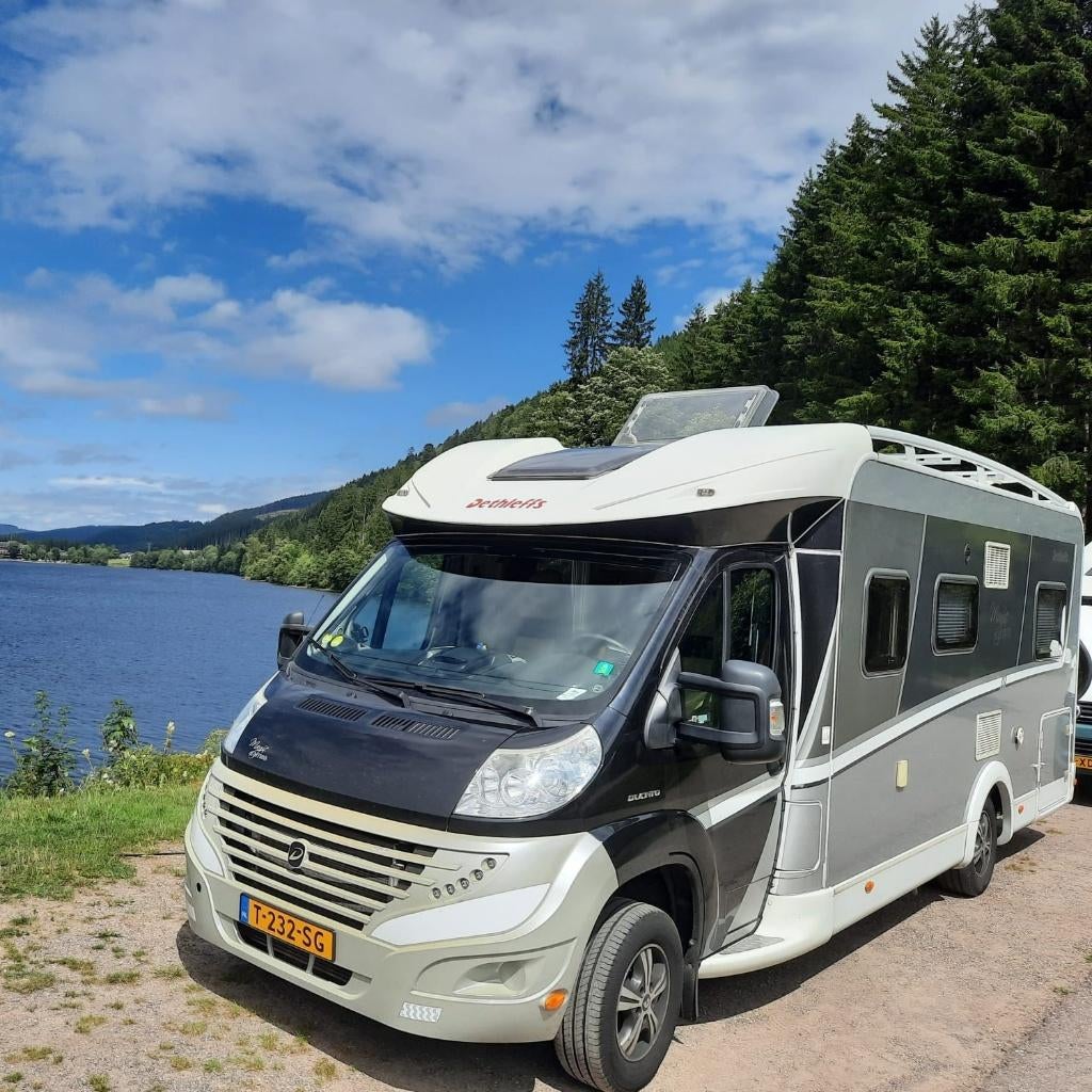 Caravans And Camping Dethleffs