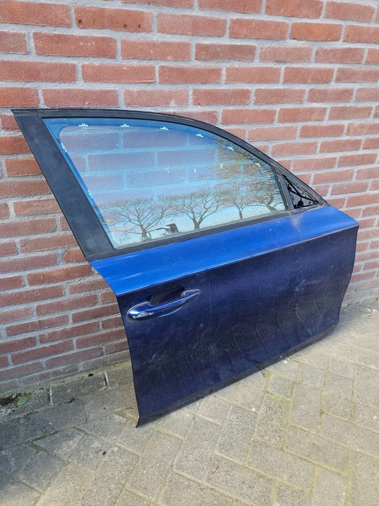 RECHTERVOORDEUR BMW 1 SERIE 5 DEURS, Auto-onderdelen, Niet ingevuld, Gebruikt, Deur, Niet ingevuld