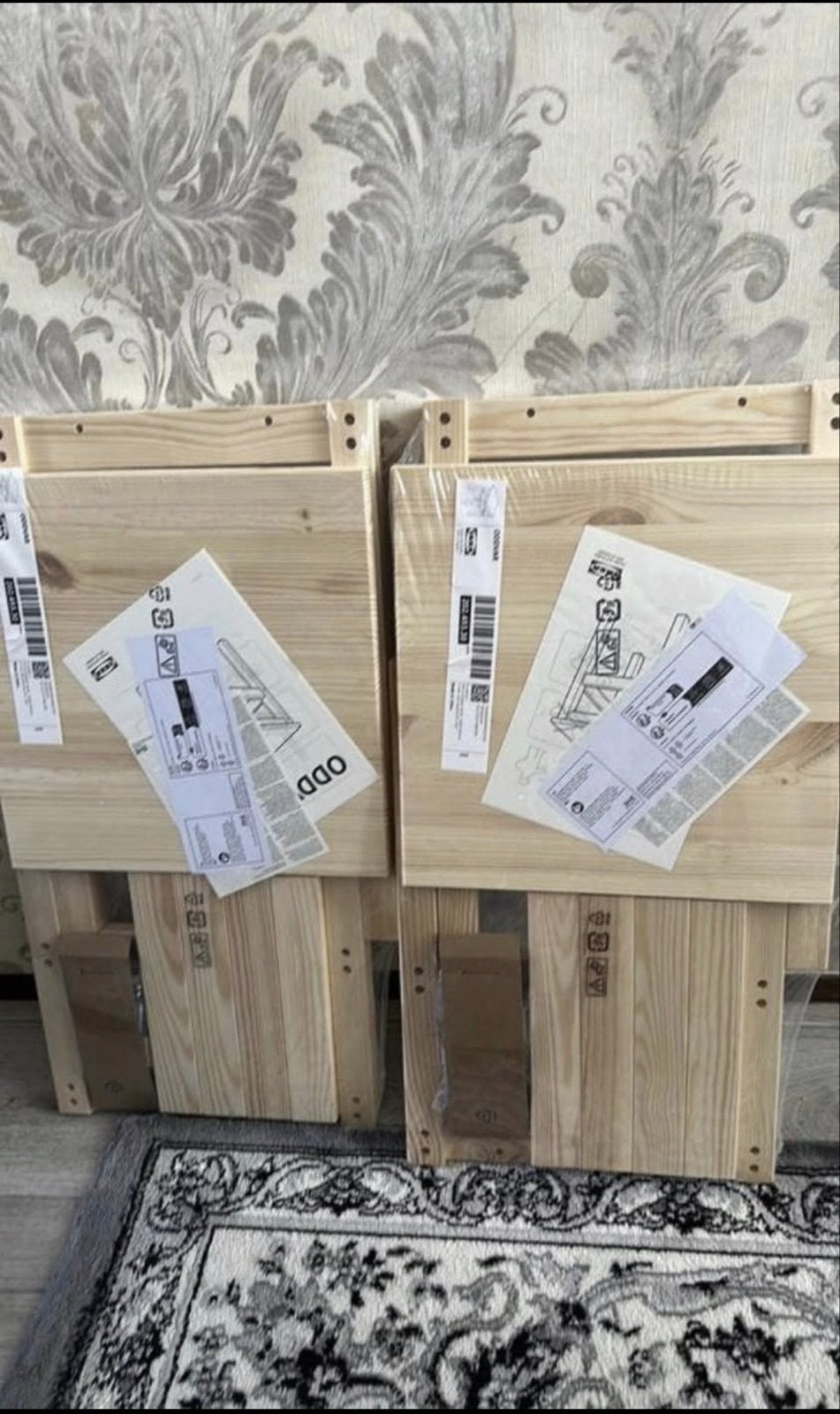 2 IKEA ODDVAR Houten Kruk - Stapelbaar (Nieuw), Huis en Inrichting, Ophalen of Verzenden, Nieuw, Hout