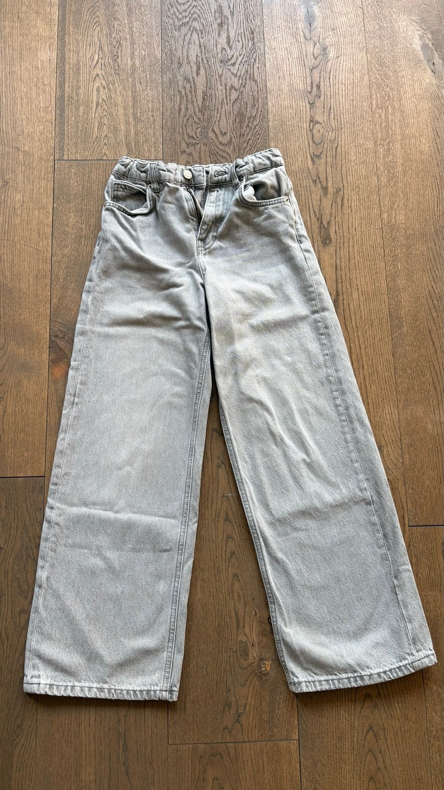 Zara lichtgrijze broek met wijde pijpen, Ophalen of Verzenden, Gebruikt, Jongen of Meisje, Broek