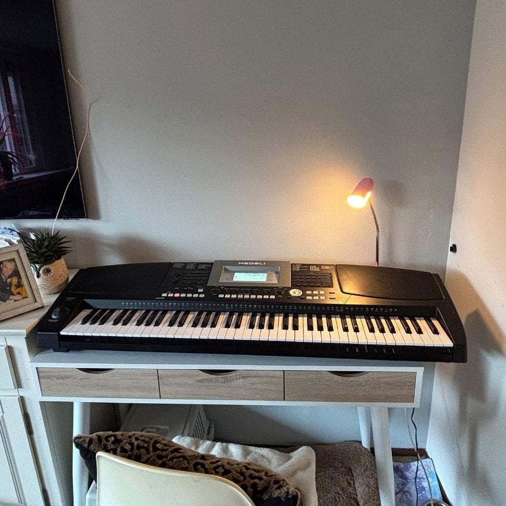 Medeli AW830 Keyboard - 76 toetsen - In uitstekende staat!, Muziek en Instrumenten, Ophalen, Zo goed als nieuw, Medeli, Aanslaggevoelig