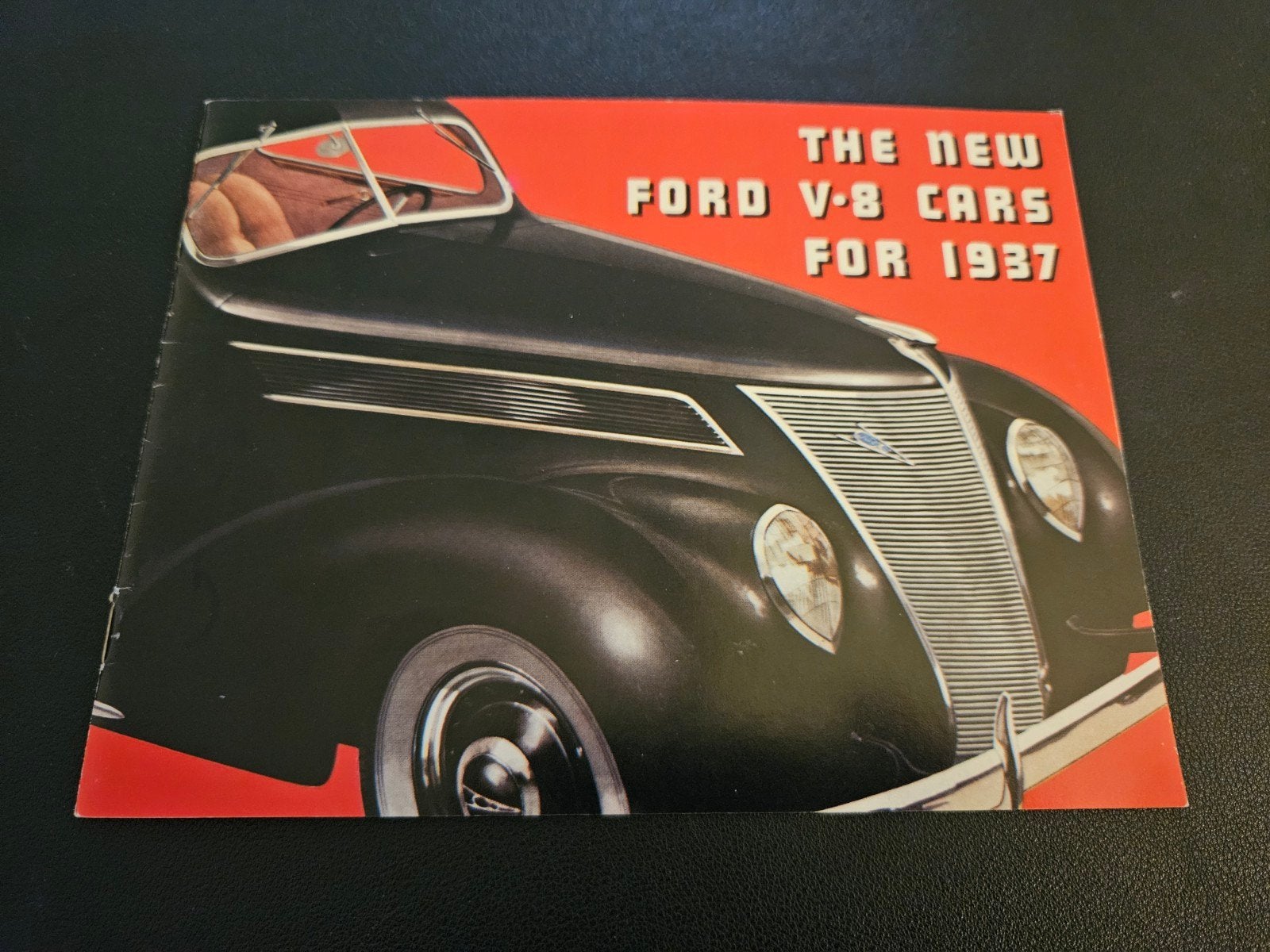 Brochure Ford V-8 Cars 1937 USA Reprint, Ophalen of Verzenden, Zo goed als nieuw, Ford