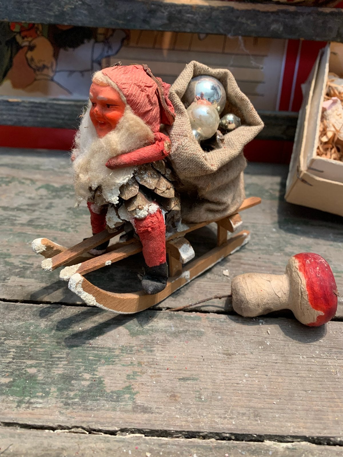 #kerst antieke kerstman op arreslede pinecone santa, Gebruikt, T, Ophalen of Verzenden, N