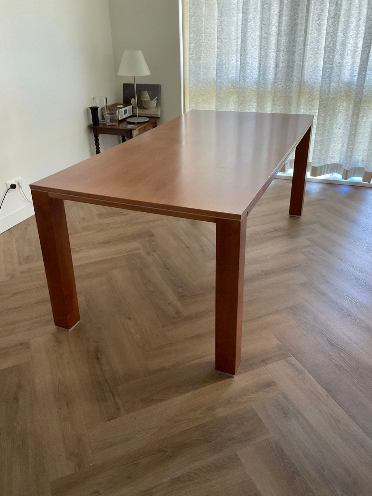 Kersenhouten eettafel met metalen bies, Huis en Inrichting, Ophalen, Gebruikt, 50 tot 100 cm, Vijf personen of meer