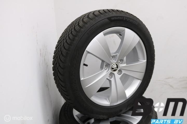 WINTER! ORIGINEEL! 17 inch velgen Skoda Superb 3V 3V0601025A, Gebruikt, Velg(en)