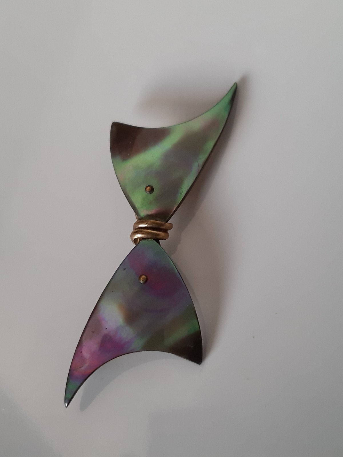 Vintage Duitse design broche abalone parelmoer Ges Gesch, Ophalen of Verzenden, Goud