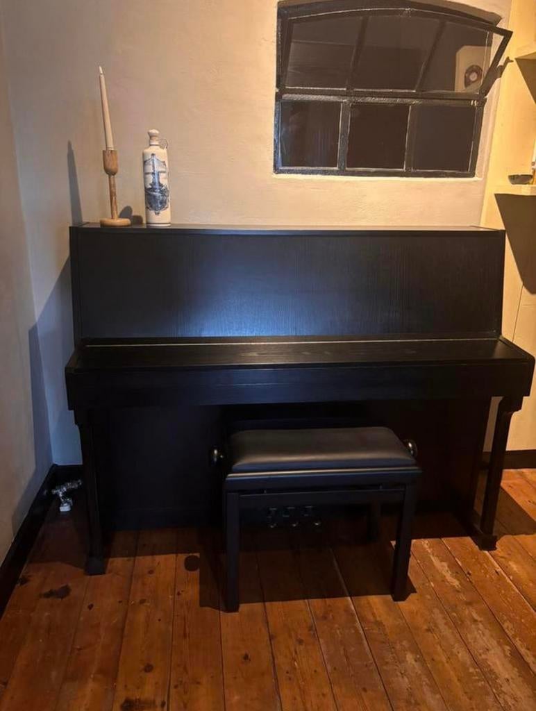Fazer Piano Mat Zwart met kruk, Muziek en Instrumenten, Piano's, Ophalen, Zo goed als nieuw, Zwart
