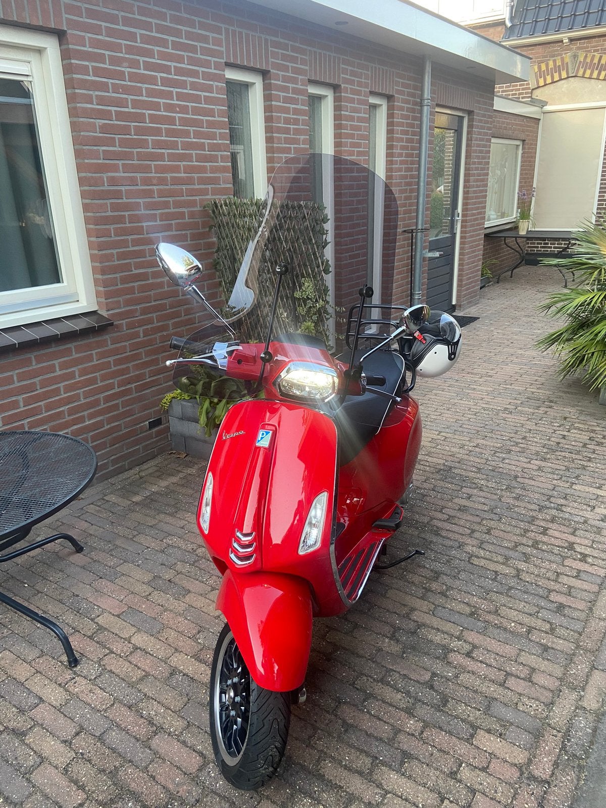 Vespa scooter rood 45 km, Ophalen, Maximaal 45 km/u, Vespa S, Zo goed als nieuw