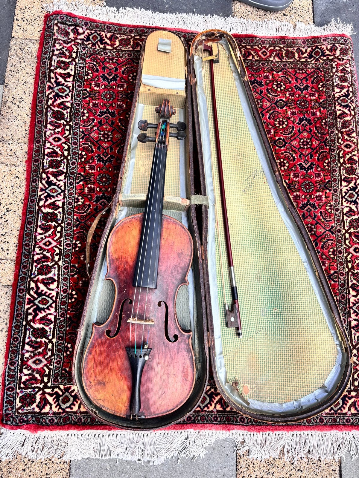 Mooie oude viool met koffer, Muziek en Instrumenten, Strijkinstrumenten | Violen en Altviolen, Gebruikt, Viool, Ophalen of Verzenden