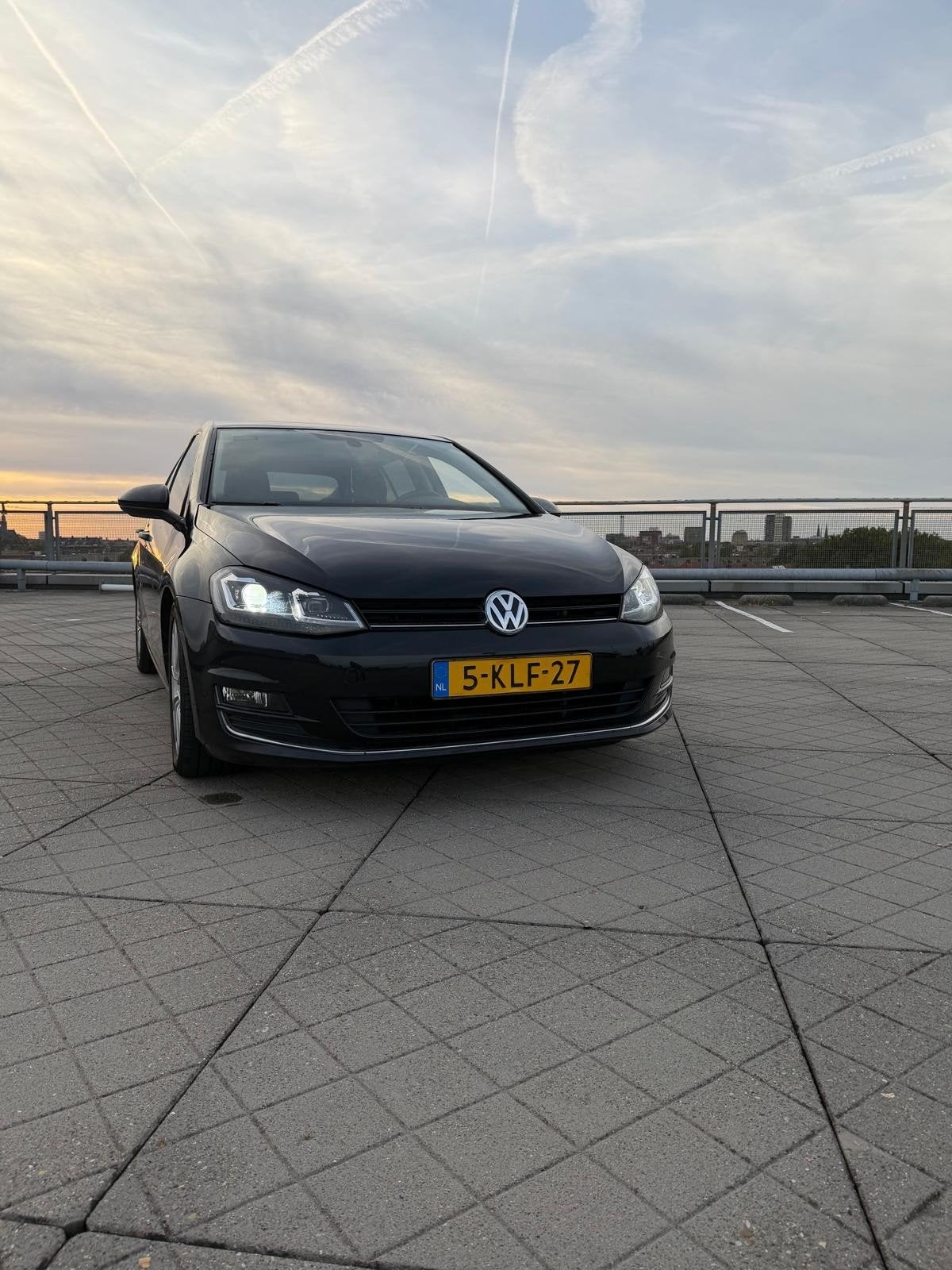 Volkswagen Golf 1.4 TSI 103KW DSG 2013 Zwart, Auto's, Zwart, 4 cilinders, Leder en Stof, Zwart