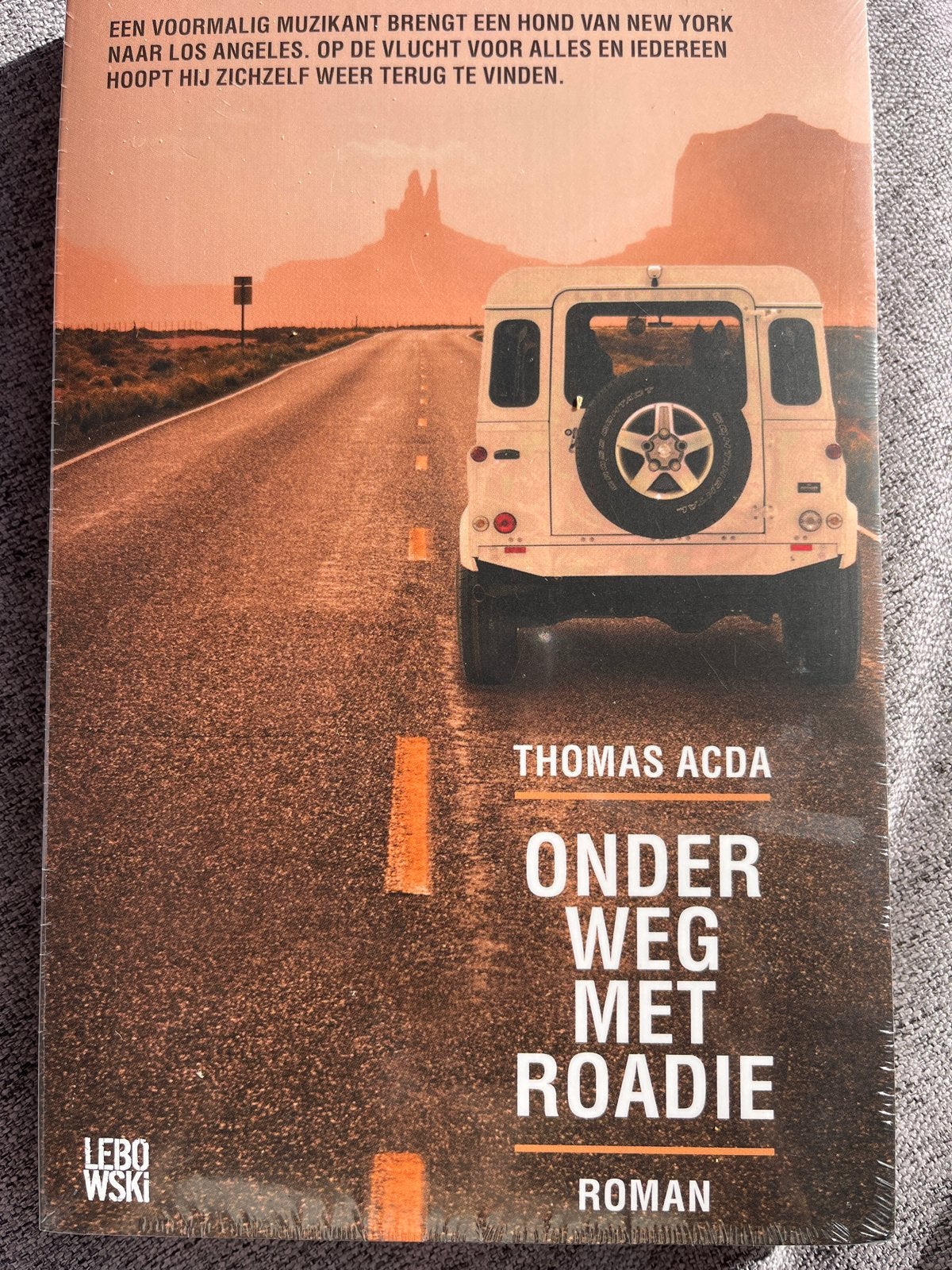 Onderweg met Roadie - Thomas Acda (Roman), Ophalen of Verzenden, Nieuw, Nederland