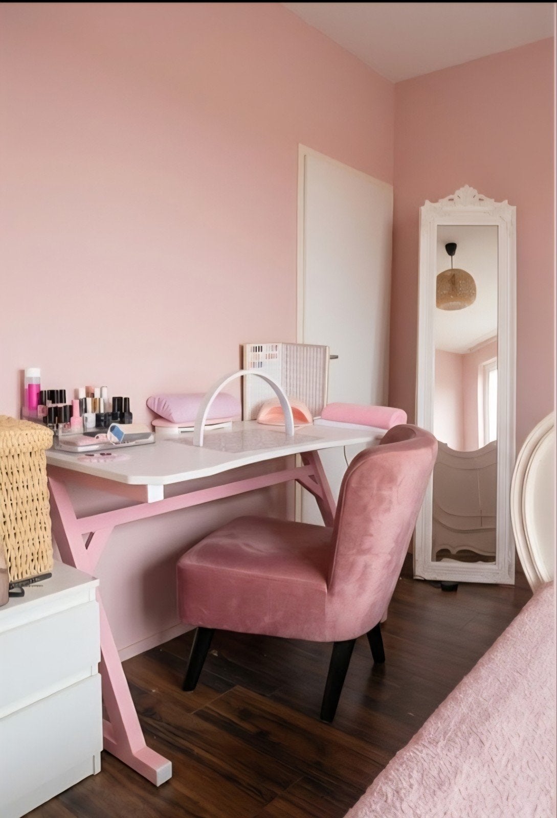 Wit Roze Bureau - Zeer Nette Staat, Ophalen, Zo goed als nieuw, Wit