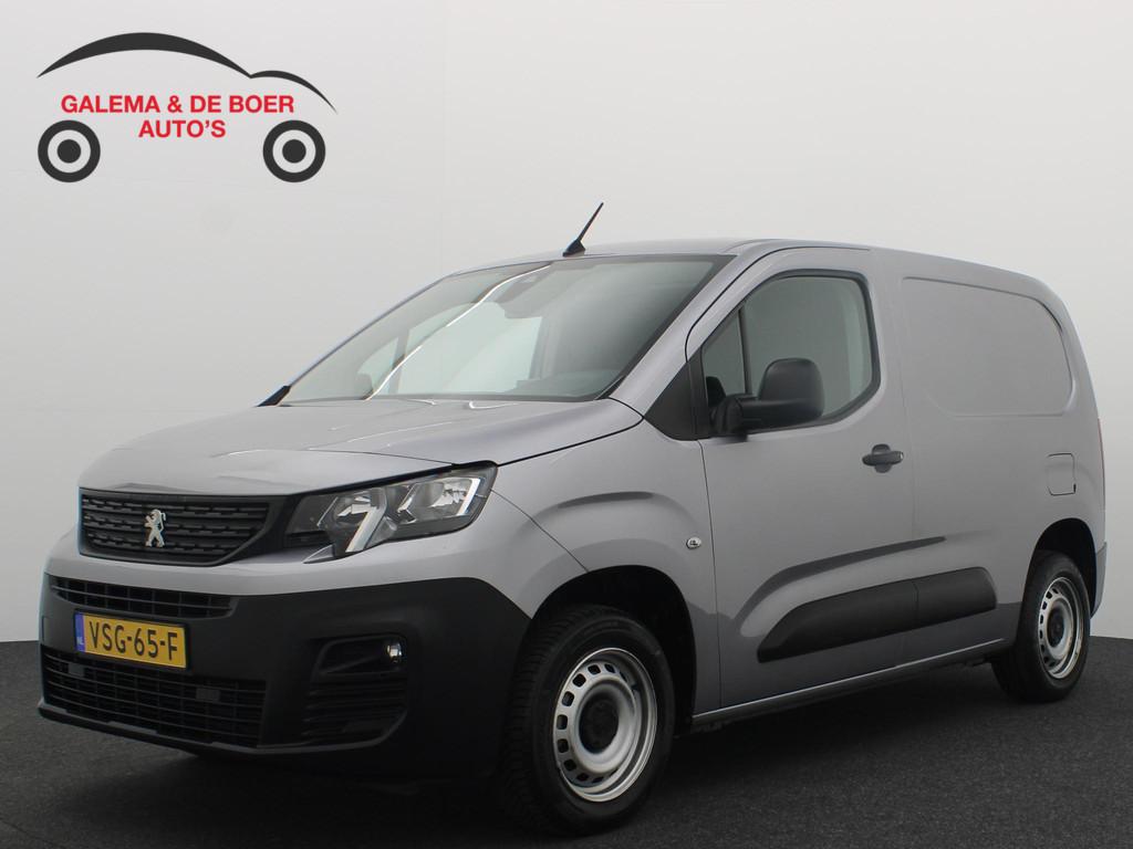 Peugeot Partner 1.5 BlueHDi 100 S&S L1 3 PERS / CARPLAY / NA, Auto's, Voorwielaandrijving, Gebruikt, Euro 6, 4 cilinders