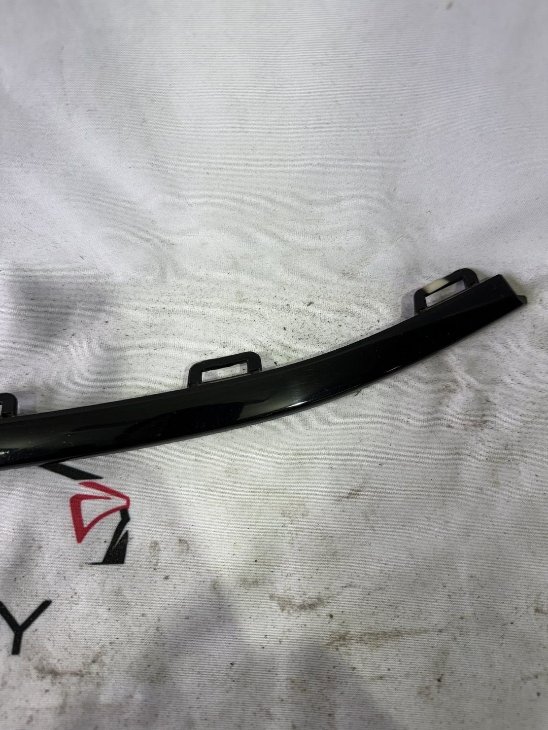 Volkswagen Tiguan 5NA AD1 Voorbumper Sierlijst 5NA853101E, Gebruikt, -, Volkswagen, -