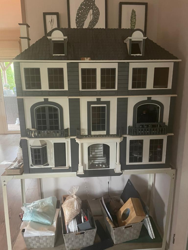 Groot victoriaans poppenhuis stapleford, Verzamelen, Poppenhuizen en Toebehoren, Gebruikt, Poppenhuis, Ophalen