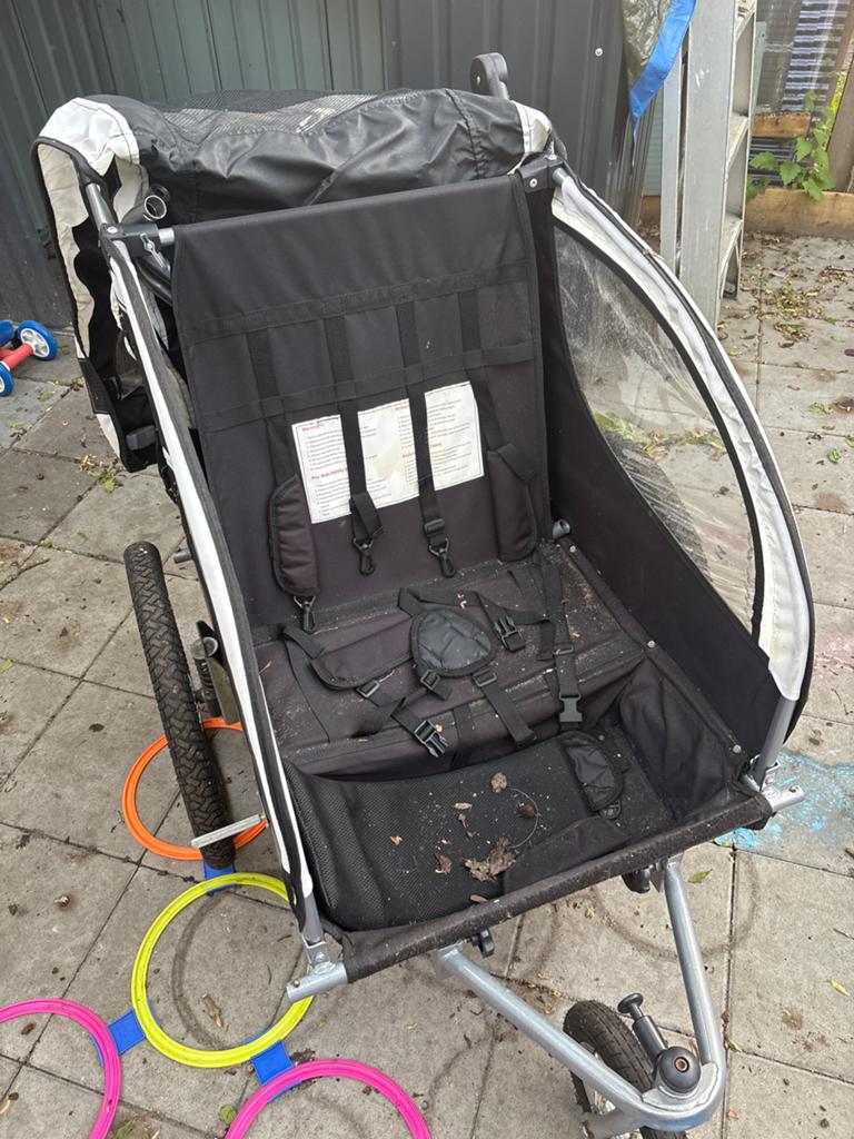 Fietskar - Opknapbeurt nodig, Fietsen en Brommers, Fietsaccessoires | Aanhangers en Karren, Ophalen, Gebruikt, Kinderkar