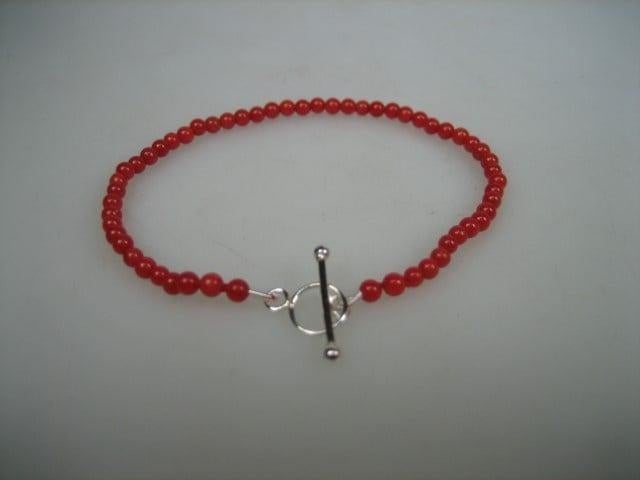 Bloedkoralen Baby Armbandje met Zilveren Kapittelstokje, Verzenden, Nieuw, Armband