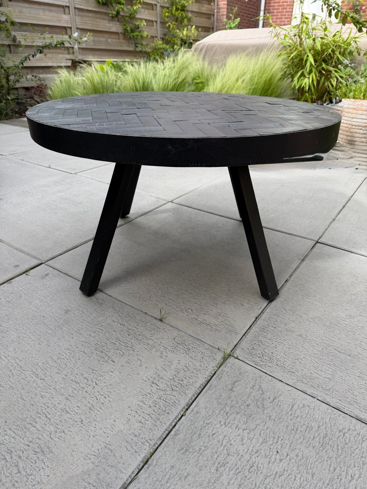 Salontafel - Rond Ø74cm - herringbone / visgraat, Huis en Inrichting, Ophalen, Gebruikt, Rond, 50 tot 100 cm