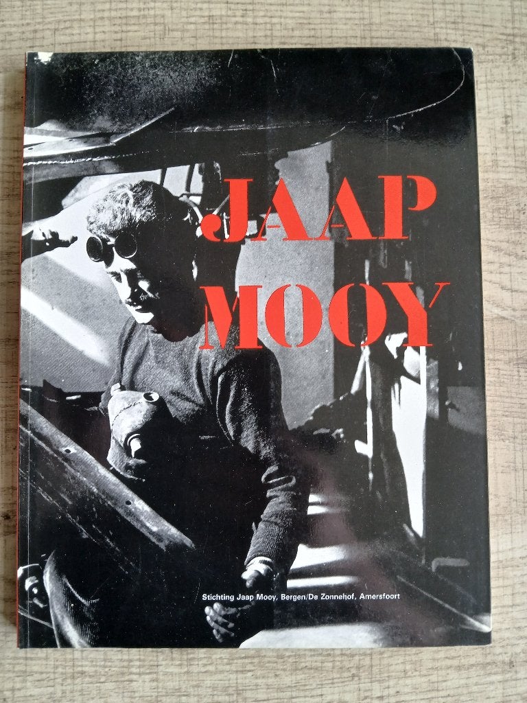 Monografie: Jaap Mooy, Gelezen, Verzenden, Beeldhouwkunst, Marius van Beek