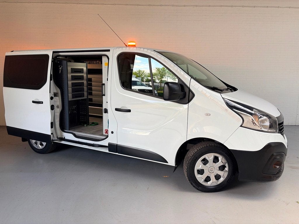 Renault Trafic Servicewagen 1.6 dCi euro6 T27 L1H1 Comfort B, Voorwielaandrijving, Gebruikt, Renault, Wit