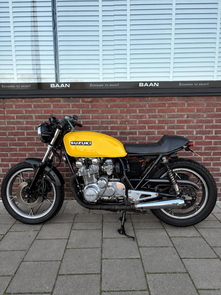 Suzuki GS550 Caferacer - Professioneel omgebouwd, Motoren, 4 cilinders, Gebruikt, Particulier, Overig