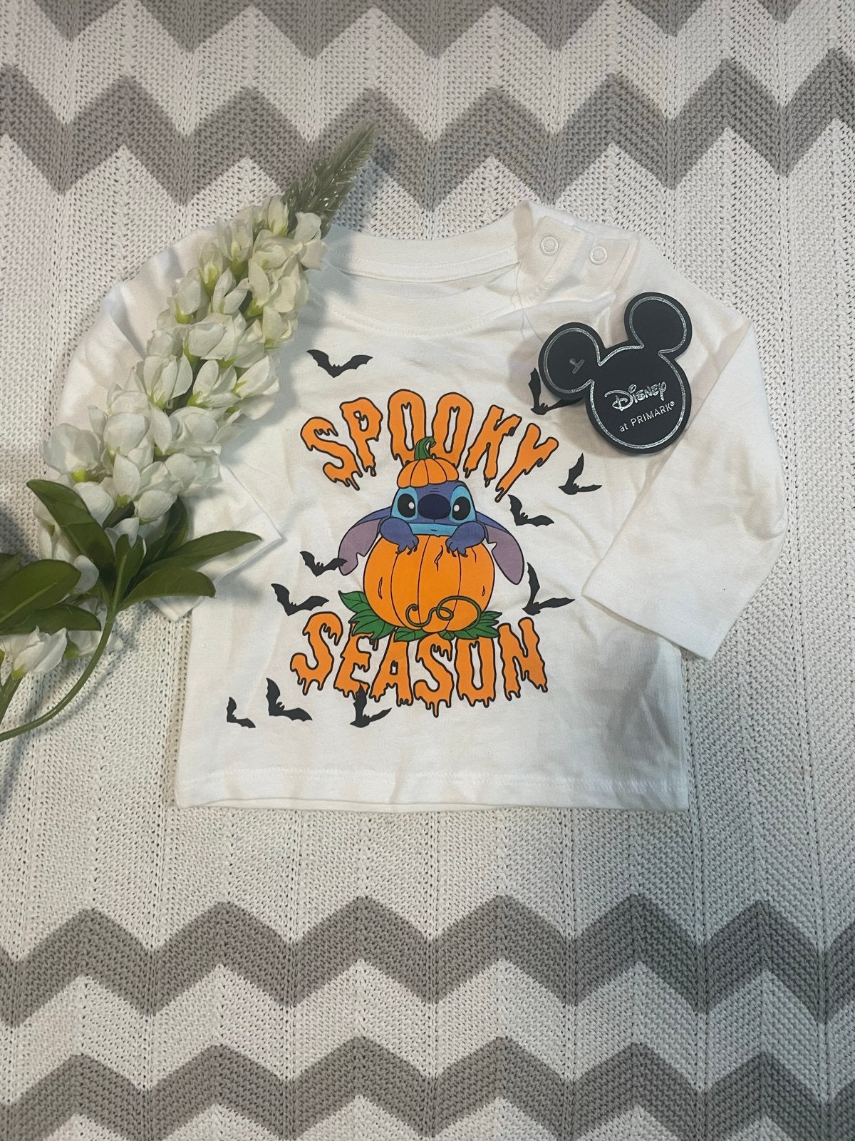 NIEUW, Halloween longsleeve met Disney’s Stitch, maatje 68, Ophalen of Verzenden, Nieuw, Jongetje of Meisje, Shirtje of Longsleeve