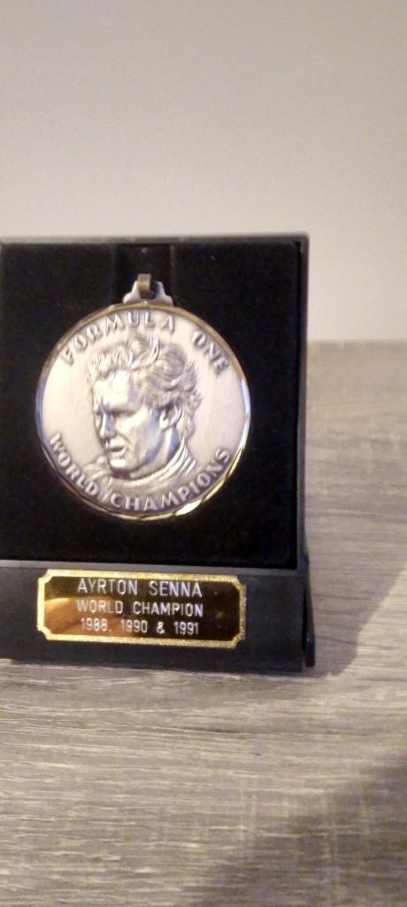zeldzame Ayrton Senna munt 1997 Formula 1 F1 World Champions, Ophalen of Verzenden, Auto's