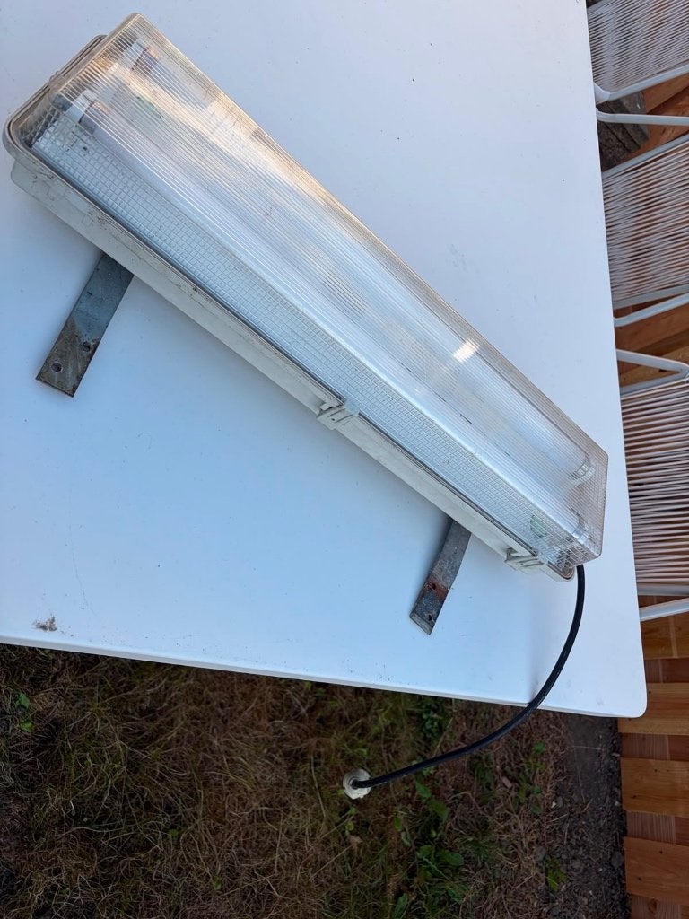 Tl lamp (bijv schuur), Ophalen, Wit, Gebruikt, Kunststof