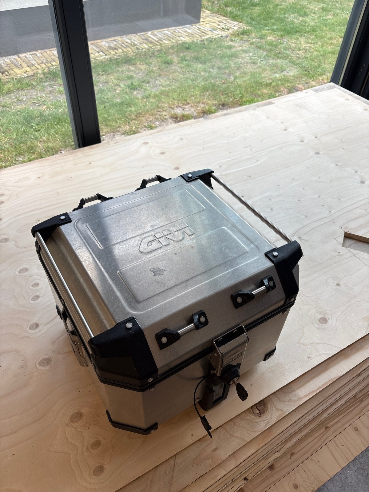 Givi Trekker Outback Topkoffer 48L met 2 sleutels, Ophalen, Gebruikt