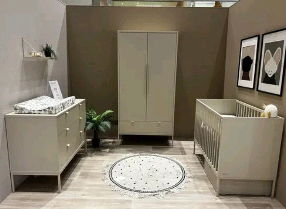Kidsmill amy vince oatmeal fronten, bed, commode, kast baby, Ophalen of Verzenden, Nieuw, Jongetje of Meisje